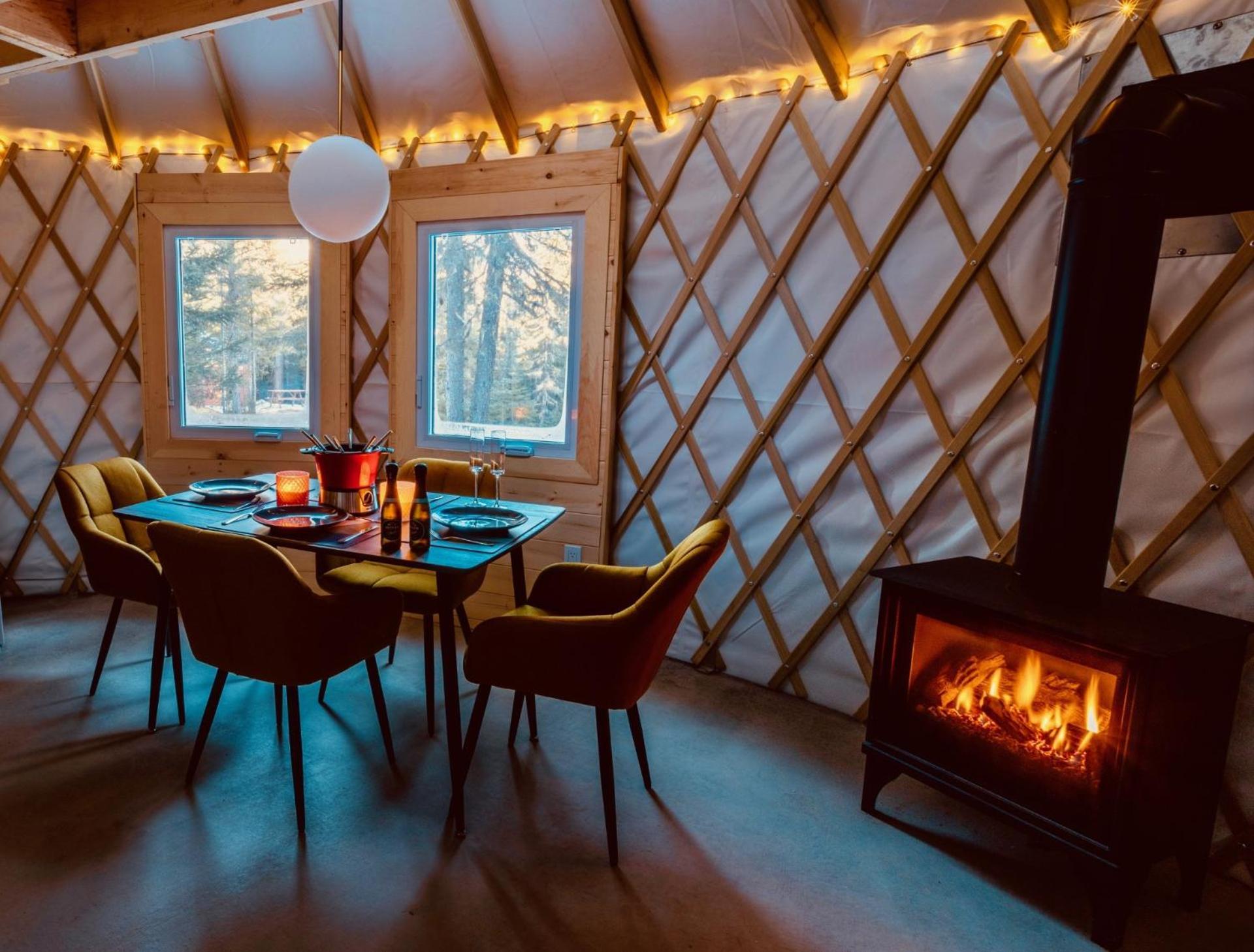 Yourte Experience Charlevoix لا مالباي المظهر الخارجي الصورة